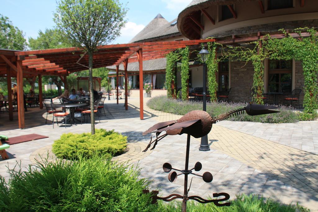 Penzion Eko Park Piestany Exterior foto