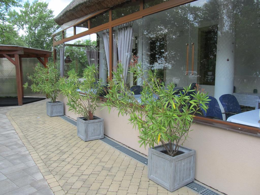 Penzion Eko Park Piestany Exterior foto